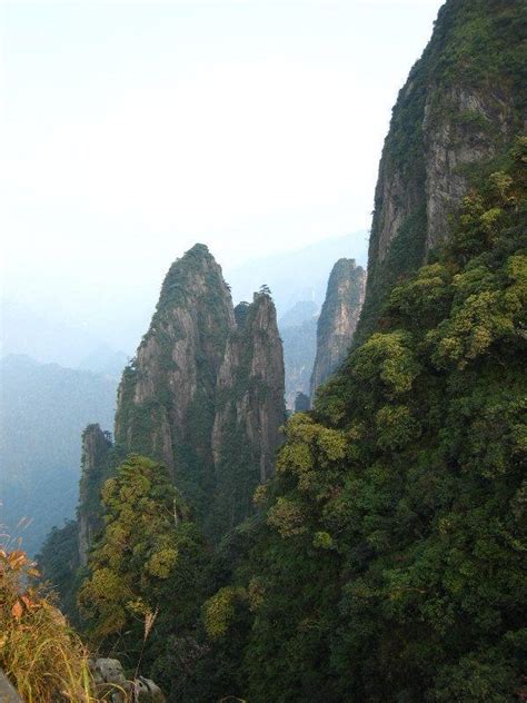 峯巒的意思|峰巒